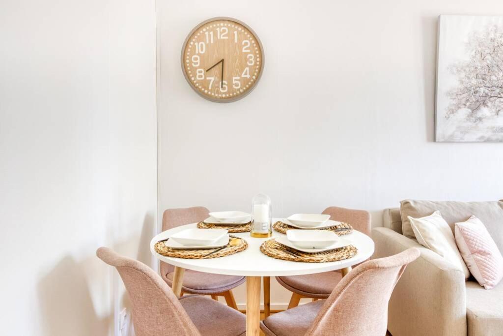 Apartmán L'Elysee - Easy Check-In - Arrivee Autonome - Place Parking Privative - T2 Surequipe - Wifi - Netflix Courcouronnes Exteriér fotografie