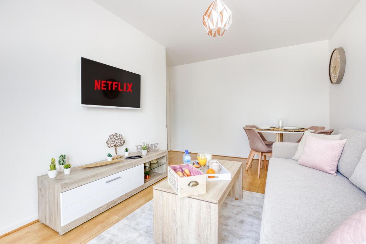 Apartmán L'Elysee - Easy Check-In - Arrivee Autonome - Place Parking Privative - T2 Surequipe - Wifi - Netflix Courcouronnes Exteriér fotografie