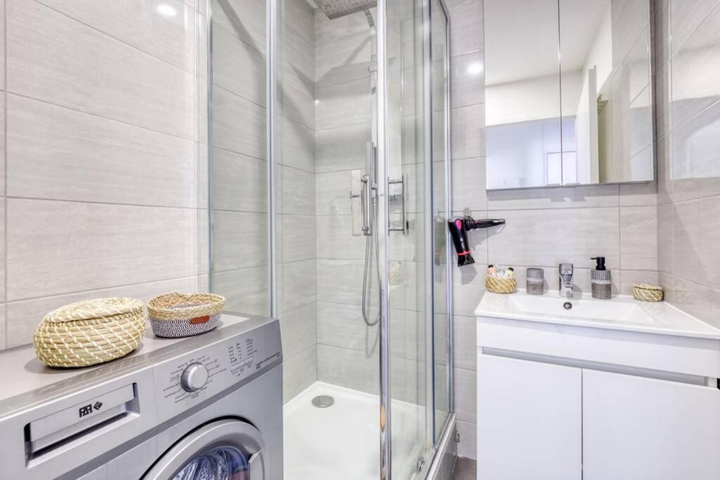 Apartmán L'Elysee - Easy Check-In - Arrivee Autonome - Place Parking Privative - T2 Surequipe - Wifi - Netflix Courcouronnes Exteriér fotografie